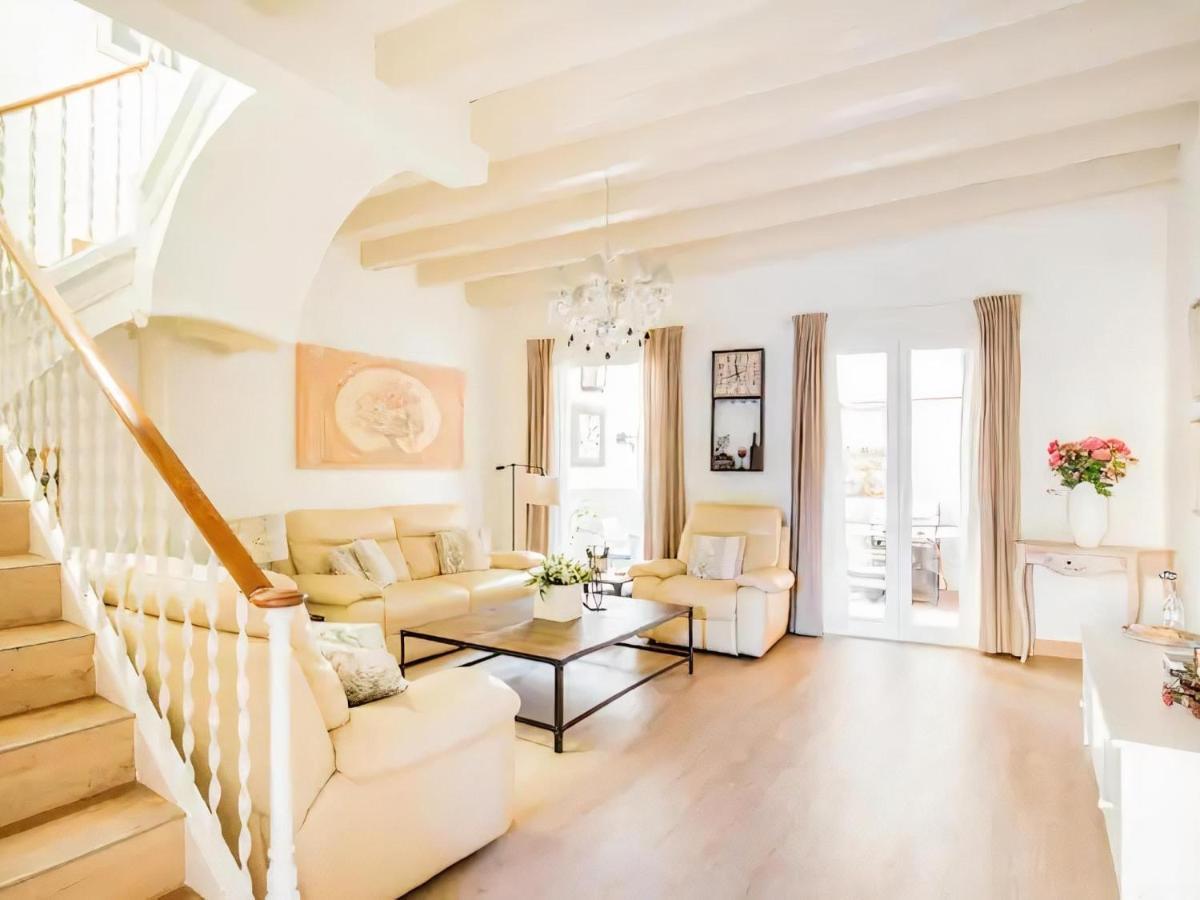 Sitges Spaces Beach House-4 Bedrooms, 3 Bathrooms, Large Terrace, Jacuzzi, Center-Beach Exterior photo
