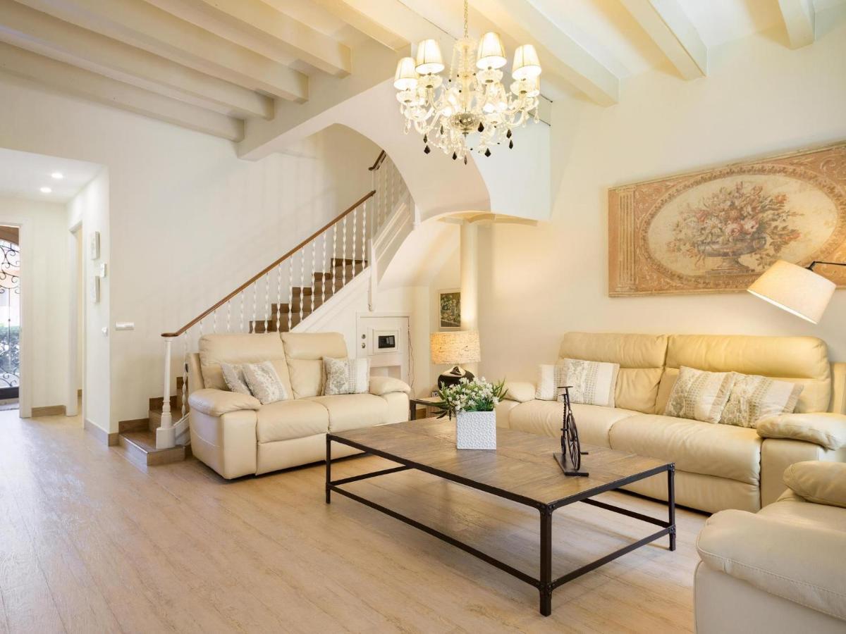 Sitges Spaces Beach House-4 Bedrooms, 3 Bathrooms, Large Terrace, Jacuzzi, Center-Beach Exterior photo