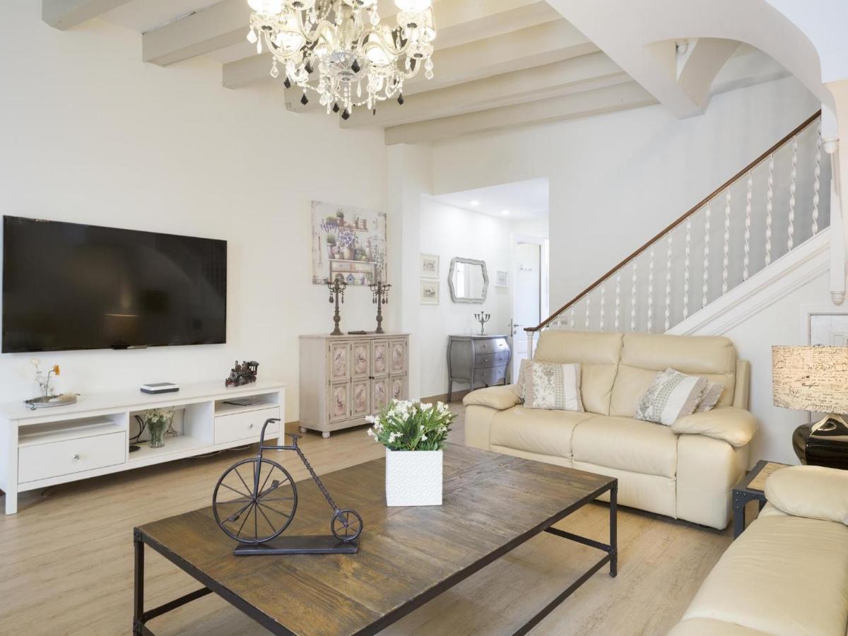 Sitges Spaces Beach House-4 Bedrooms, 3 Bathrooms, Large Terrace, Jacuzzi, Center-Beach Exterior photo