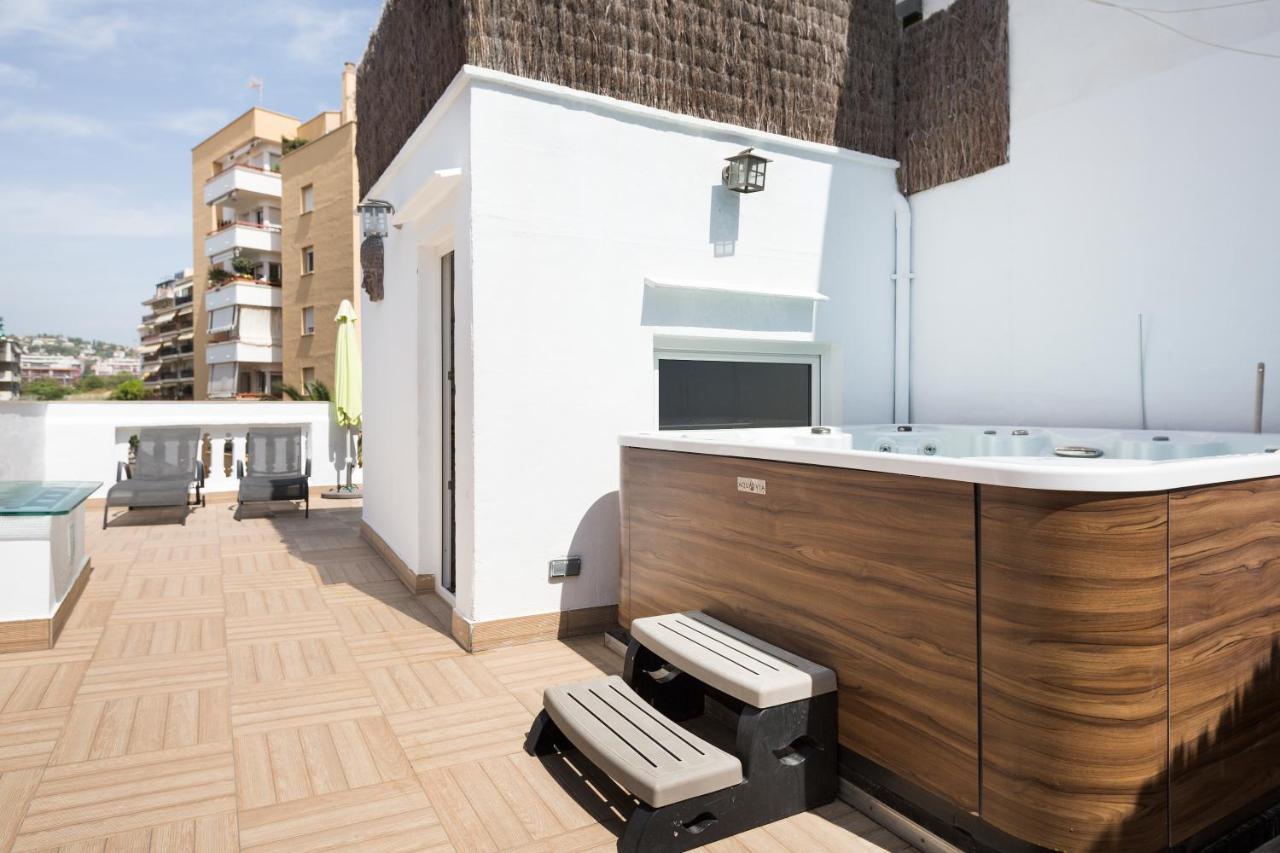 Sitges Spaces Beach House-4 Bedrooms, 3 Bathrooms, Large Terrace, Jacuzzi, Center-Beach Exterior photo